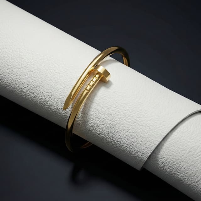 Golden Obsession Nail Cuff - Thumbnail 2